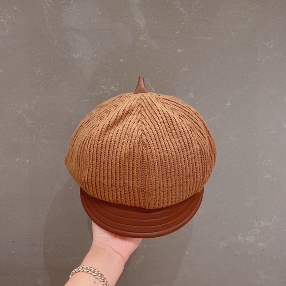 ๐โจAUTHENTICโจ๐Prada hat - Picture 5 of 7